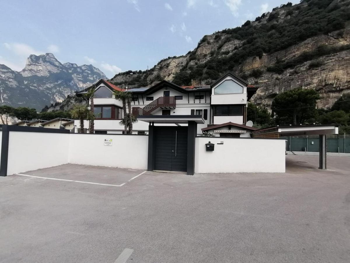 Torbole Lake Front Torbole Sul Garda Exterior photo