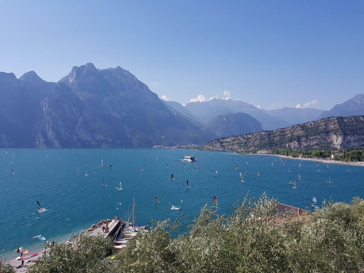 Torbole Lake Front Torbole Sul Garda Exterior photo