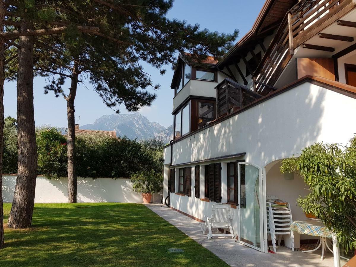Torbole Lake Front Torbole Sul Garda Exterior photo